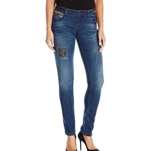 Desigual Donna Jeans w. Fabric Appliqué Size 28